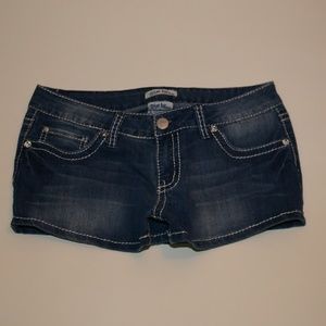 True Bliss womens short size 9  -1388-